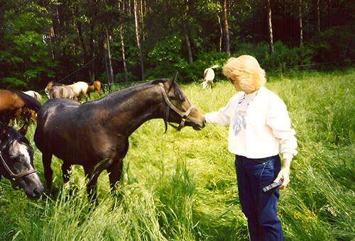 Mom and Ekstern